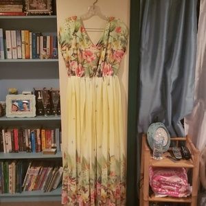 Floral maxi dress